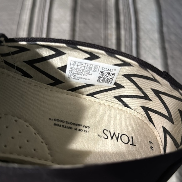 TOMS WOMEN’S ALPARGATA BLACK HERITAGE CANVAS SLIP ON SHOES - Picture 4 of 7